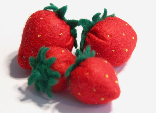 Filz Erdbeeren in verschiedenen Größen, Kaufladen Zubehör Spielset