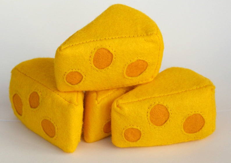Filzkäse, Emmentaler Käse, Spielzeuglebensmittel, handgenäht, 9 cm