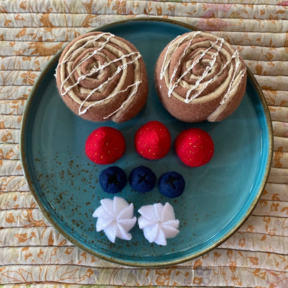 Felt Cinnamon Roll with Strawberries Play Food Set
