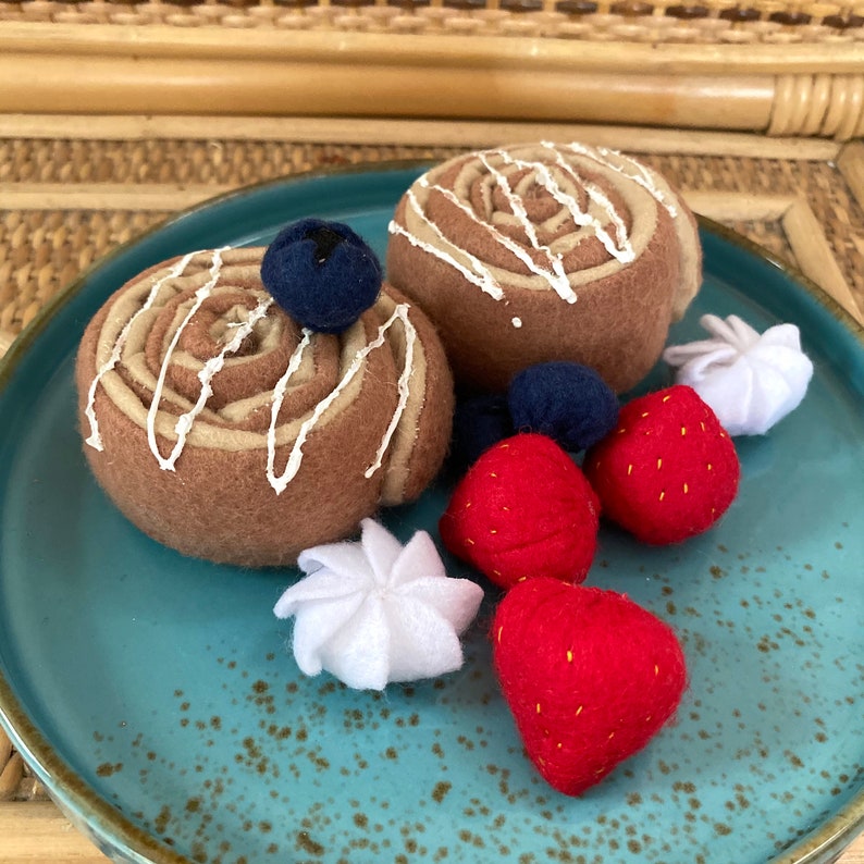 Felt Cinnamon Roll with Strawberries Play Food Set