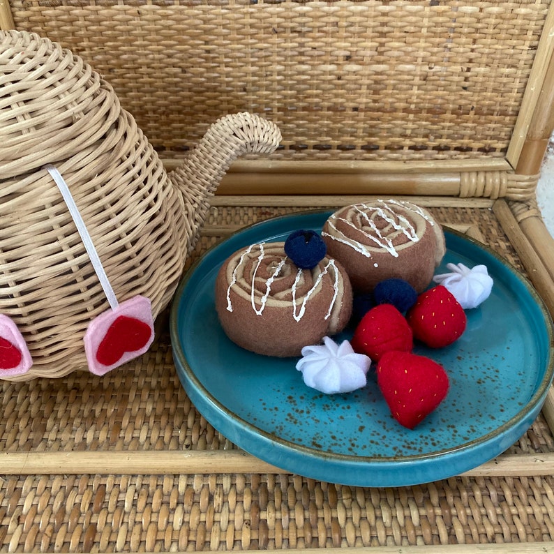 Felt Cinnamon Roll with Strawberries Play Food Set