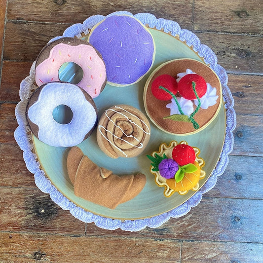 Filz Bäckerei Set mit Donut, Croissant & Zimtschnecke