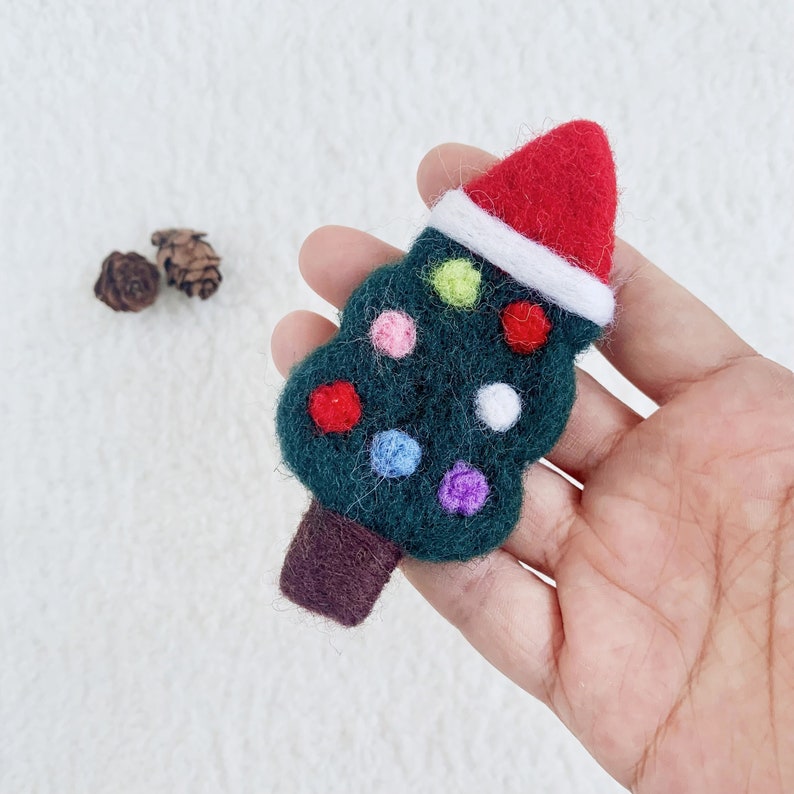 Gefilzte Weihnachtsverzierungen, Handgemachter Baum, Geschenkbox, Zuckerstange