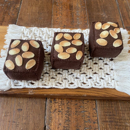 Küchenspielzeug-Kuchenset aus Filz, 3-teilig