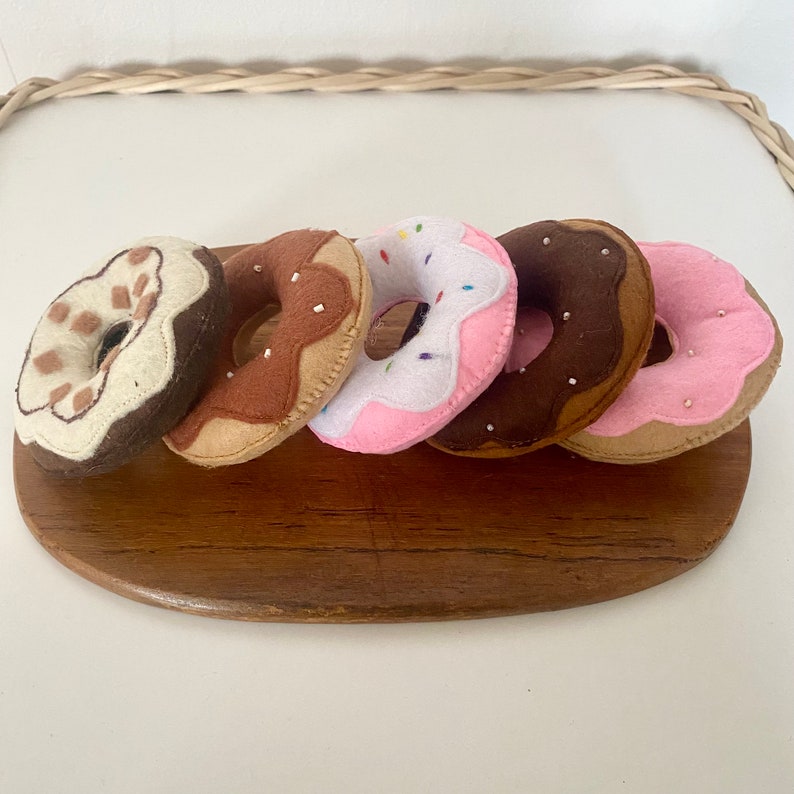 Filz-Donut-Set – 5-teiliges Spielzeugessen