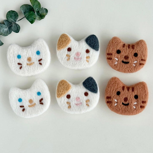 Handgefilzte Wollkatze, Nadelgefilzter Katzenkopf, Bastelverzierung, 4,2 cm