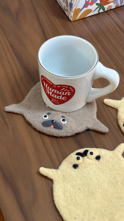 Handgemachte Mops-Untersetzer aus Nadelfilz, lustiges Zubehör für Küche, Dekoration für Hundeliebhaber