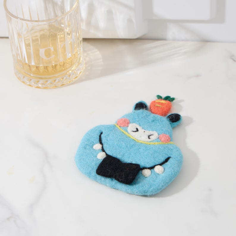 3D Wollfilz Untersetzer Set mit Katze Frosch Ente Pinguin Schwein – Nadelfilz Tassenuntersetzer