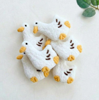 Nadelgefilzte Gans Miniatur 6 cm für Haarspangen Brosche DIY Dekorationen