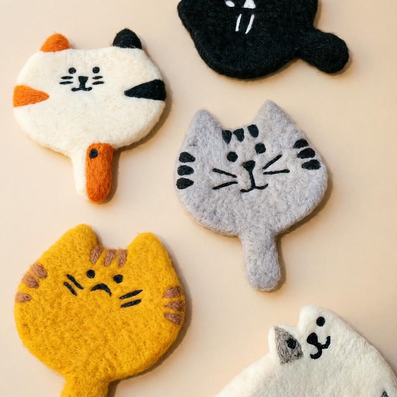 Filzuntersetzer mit Katzenmotiv – Katzenmotiv, Wohnaccessoires